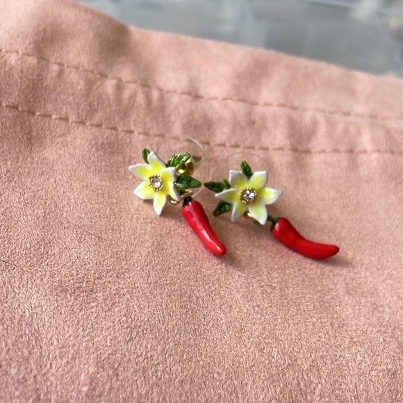 LES NEREIDES Red Chilli And Flower Hoop Earrings | APVE1061 - Picture 3 of 3